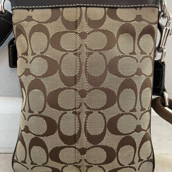 Coach Signature Stripe Swingpack Khaki Brown Leather Crossbody #F06016 - Picture 5 of 16